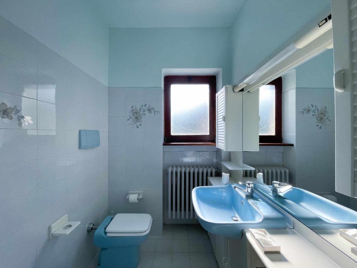 Appartamento Tivano Balcone Con Vista Lago Bellagio Luaran gambar