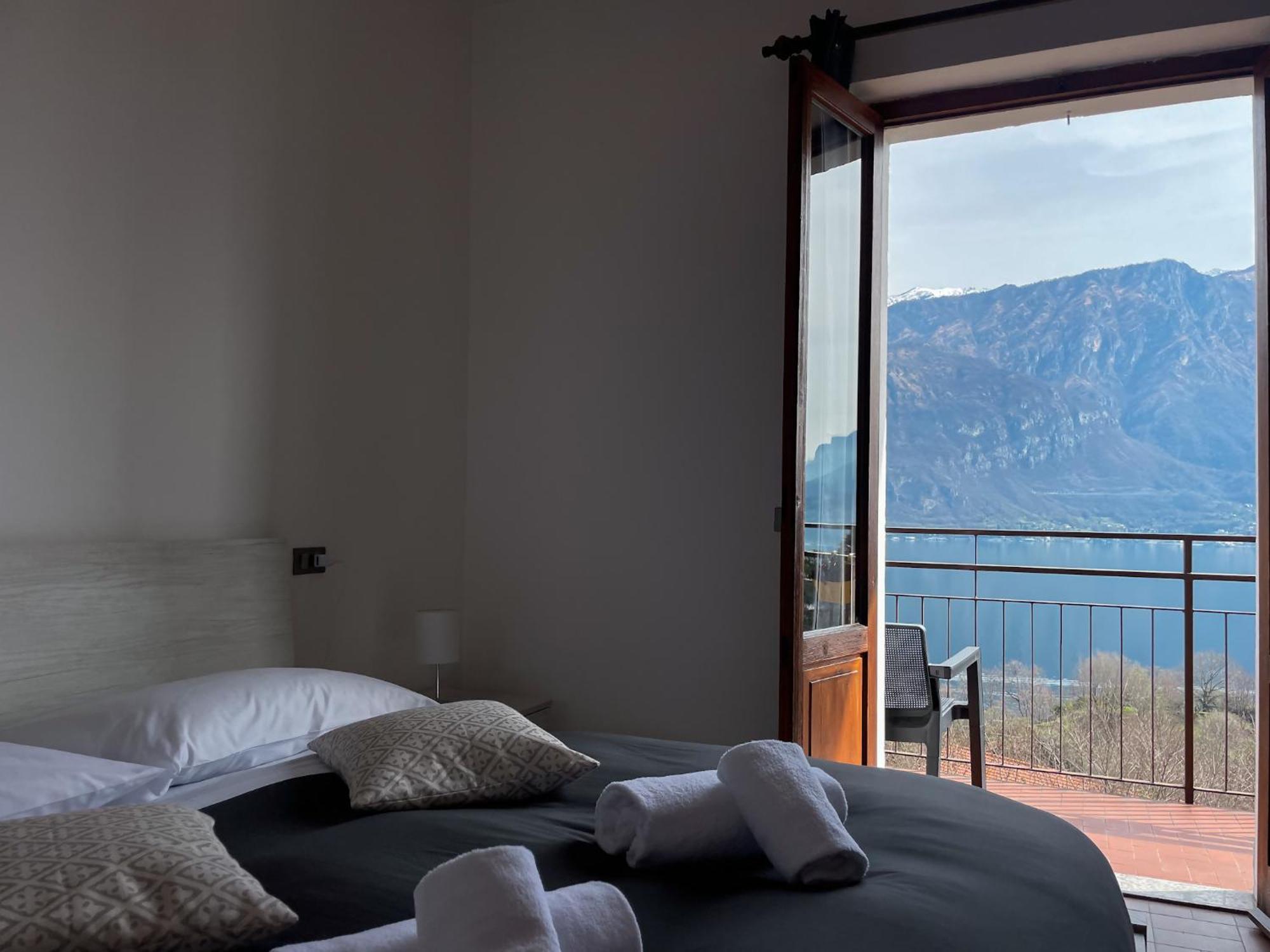 Appartamento Tivano Balcone Con Vista Lago Bellagio Luaran gambar
