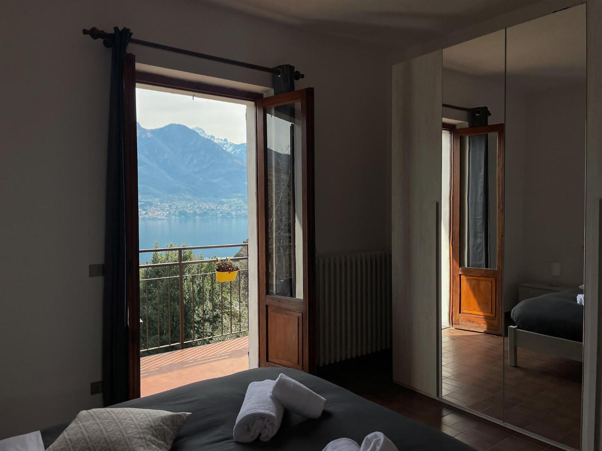 Appartamento Tivano Balcone Con Vista Lago Bellagio Luaran gambar